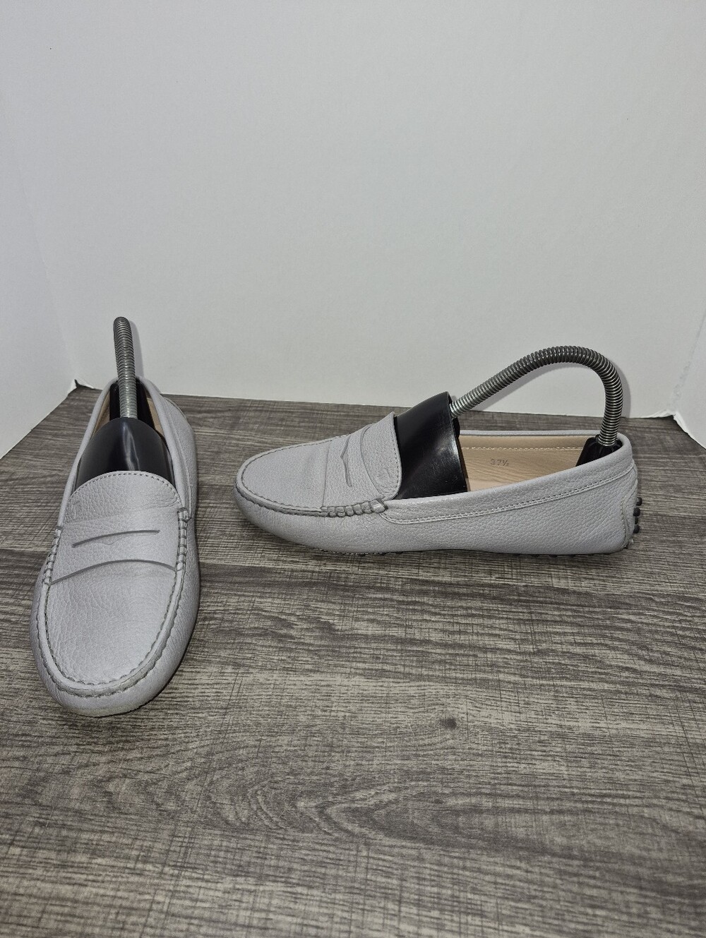 Tod’s Gommino Driving Loafers Made In Italy Leather Women’s Size 37.5EU 7.5 US
